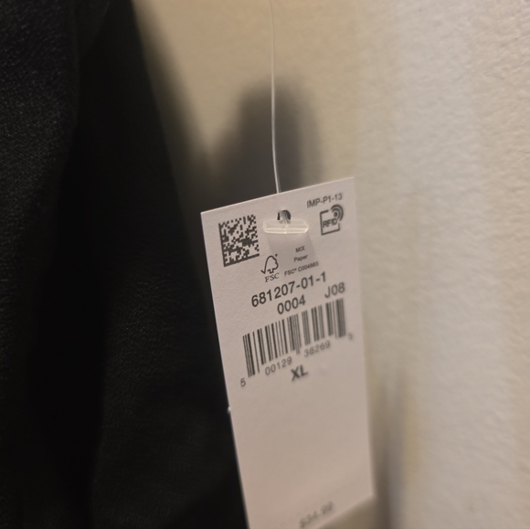 Old Navy Black Dress - Picture 3 of 4